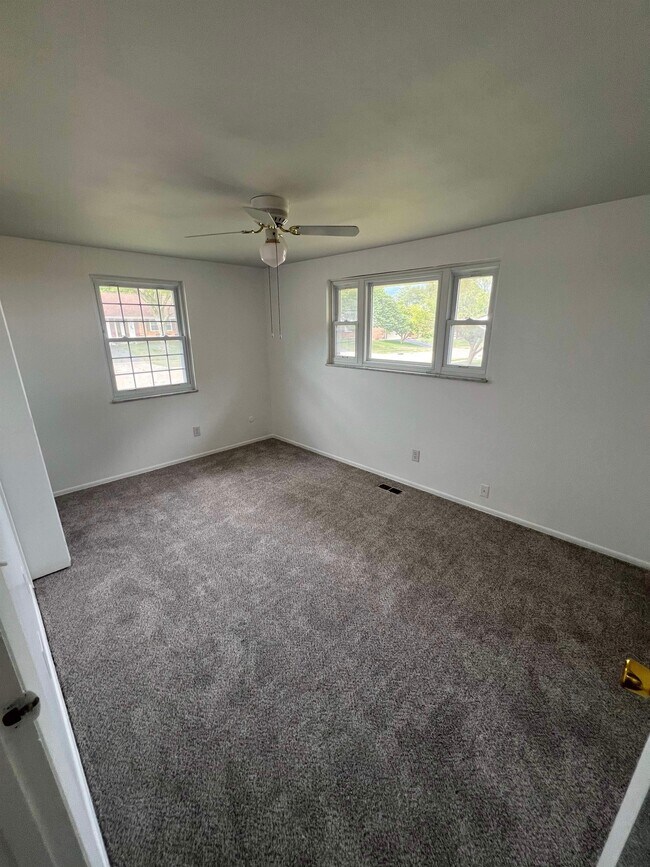 Building Photo - 5820 Corlett Ct