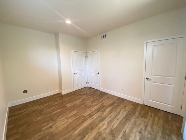 Foto del edificio - 103 Jacobs Ln
