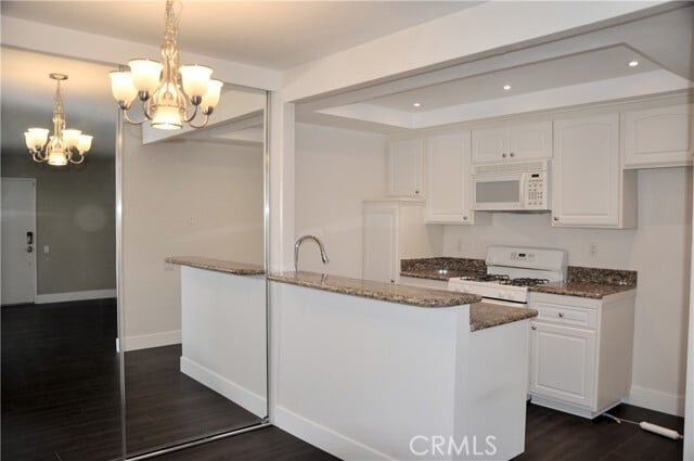 Building Photo - 16040 Leffingwell Rd