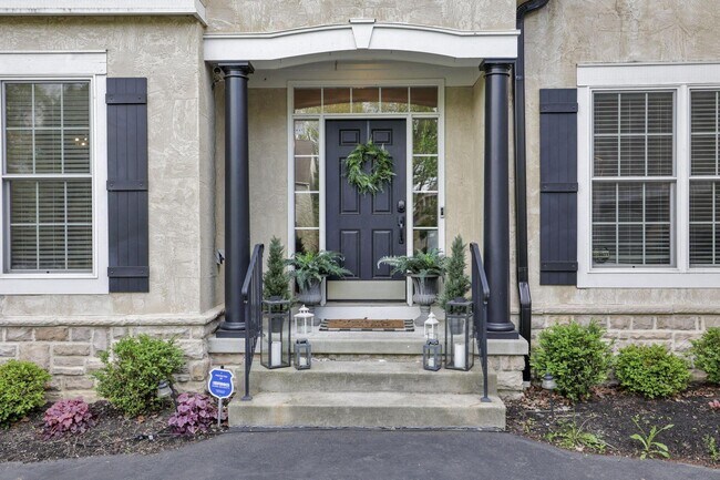 Foto del edificio - 7097 Pleasant Colony Cir