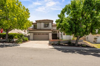 Building Photo - 4887 Motif St
