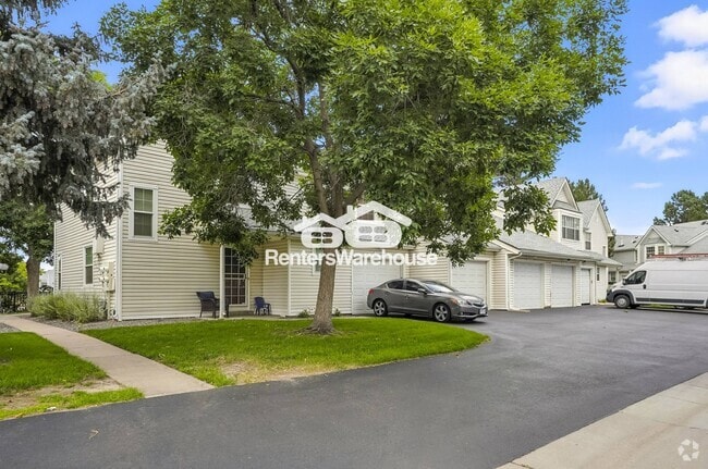 Building Photo - 12645 E Pacific Cir