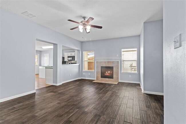 Foto del edificio - 7454 Riven Oaks Ct