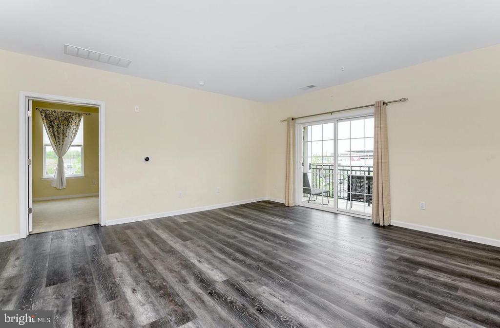 Foto principal - 1331 Sierra Dr