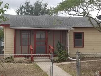Building Photo - 2617 Daytona Ave