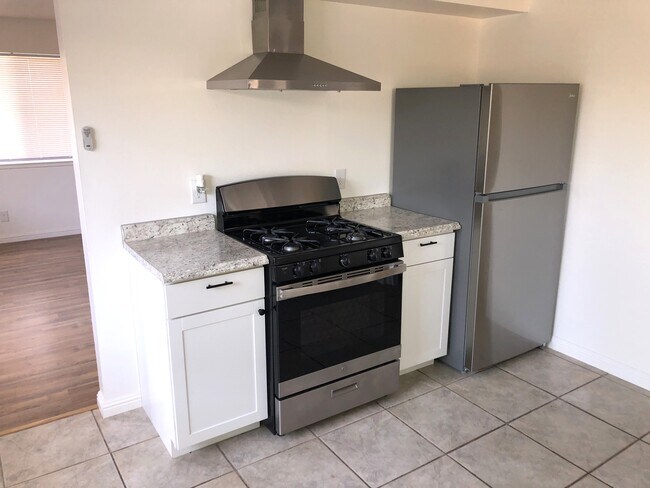 Foto del edificio - 73131 San Nicholas Ave