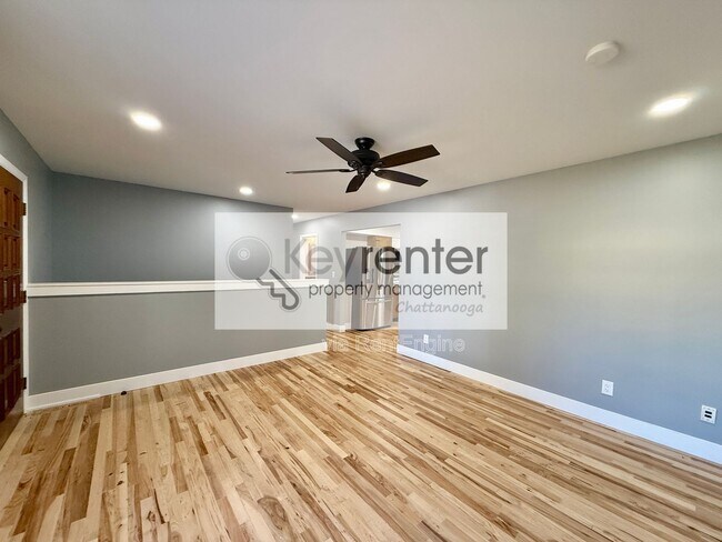 Foto del edificio - 4411 Comet Trail