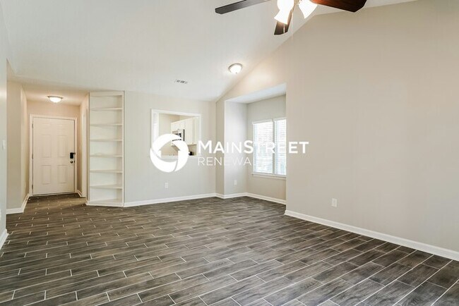 Building Photo - 3 Bedroom Pet-Friendly Home in Durham, NC with Main Street Renewal