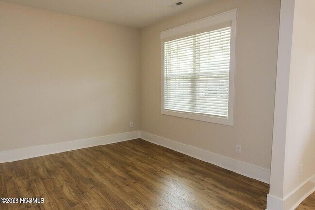 Foto del edificio - 311 Winesap Pl