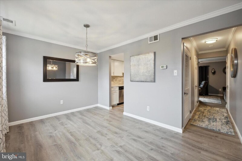 Foto principal - 216 Holly Dr