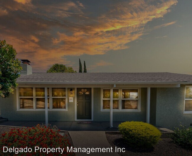 Building Photo - 3 br, 2 bath House - 20 Corte Dorado