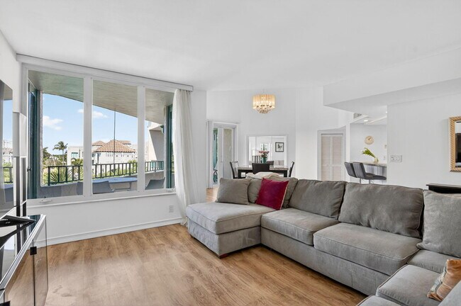 Foto del edificio - 120 SE 5th Ave