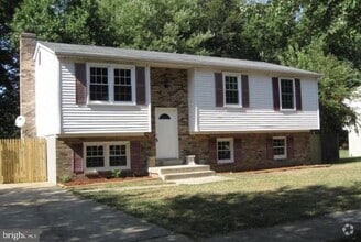 Building Photo - 1722 Blount Dr