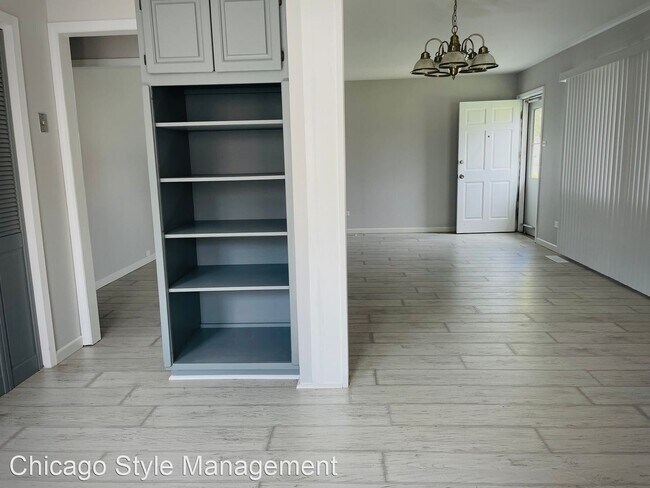 Building Photo - 3 br, 1.5 bath House - 1386 Superior Avenue