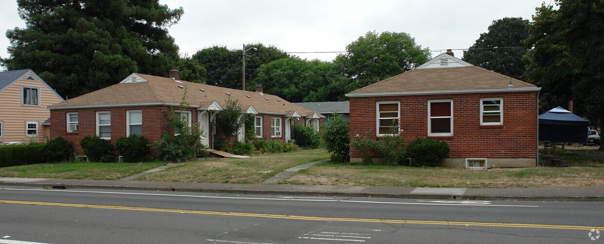 Foto del edificio - 380-396 17th St SE