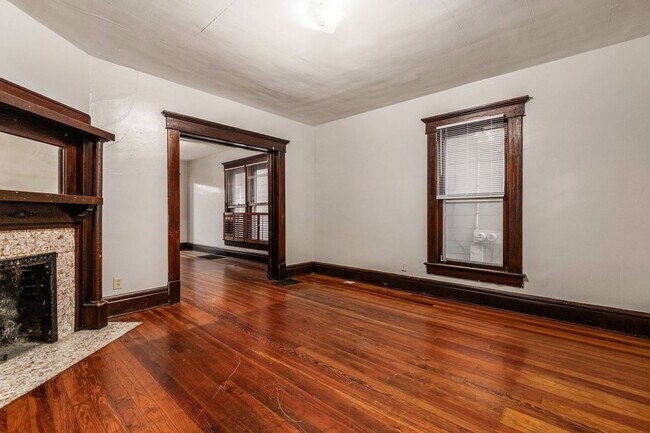 Foto del edificio - 25 E Blake Ave
