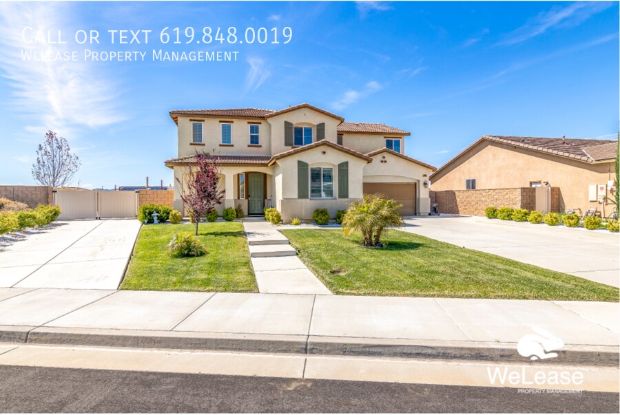 Foto principal - Stunning 5-Bedroom Retreat with RV Parking...