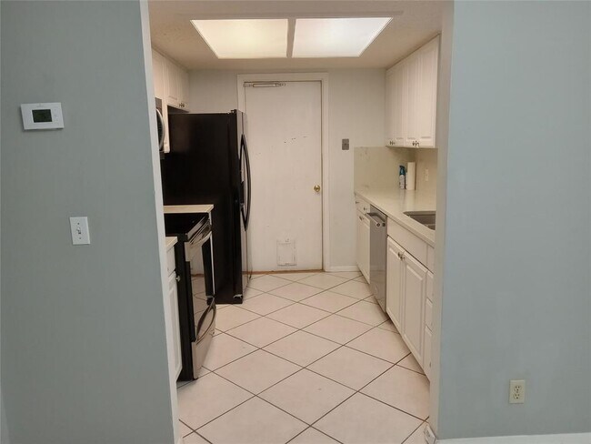 Foto del edificio - 910 E Meadowmere Ln