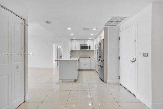 Foto del edificio - 1250 S Miami Ave