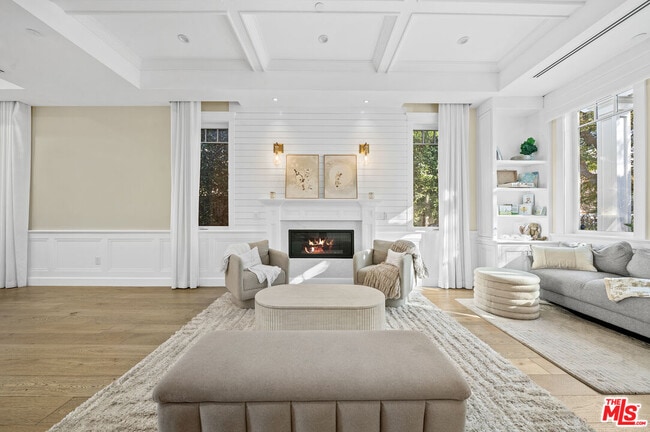 Foto del edificio - 12345 Huston St