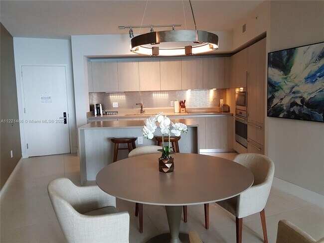 Foto del edificio - 4111 S Ocean Dr