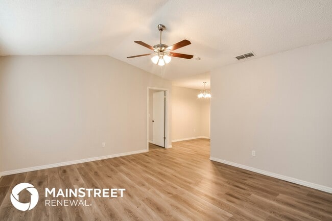 Foto del edificio - 2394 Belen Dr