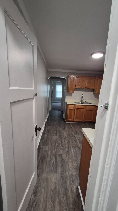 Foto del edificio - 2028 Revere Ave