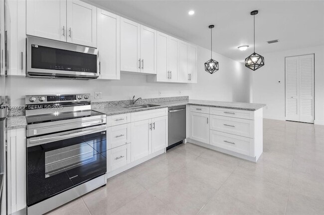Photo - 11238 SW 187th St Apartment