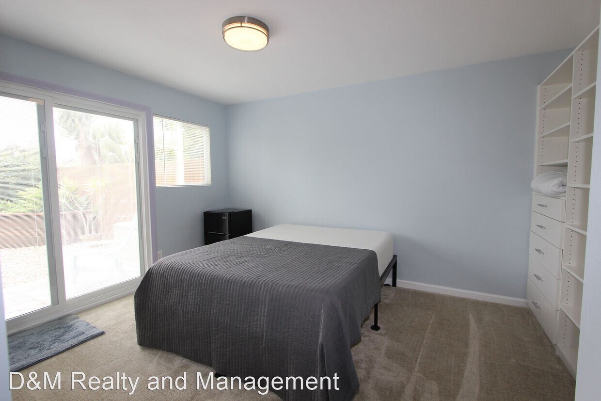 Primary Photo - Studio, 1 bath House - 1267 Greenlake Drive