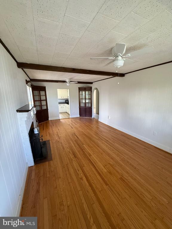 Foto del edificio - 1131 Marion Ave