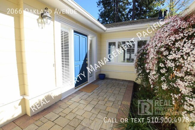 Building Photo - Spacious House in Piedmont