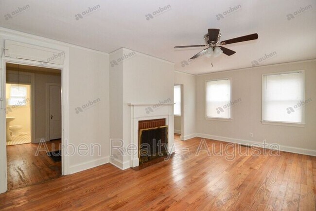 Foto del edificio - 622 Grant Ave