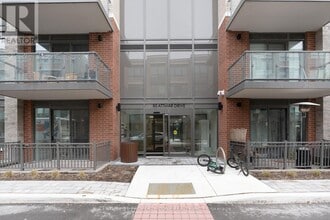 Building Photo - 85 Attmar Dr