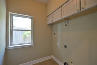 Building Photo - 4510 Elmstone Ct