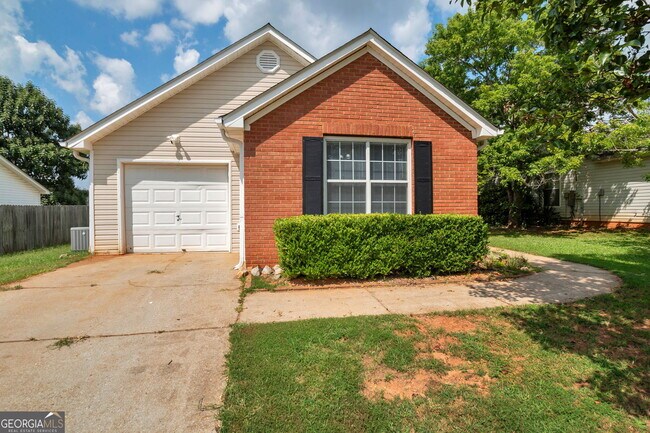 Foto del edificio - 413 Autumn Lake Ct