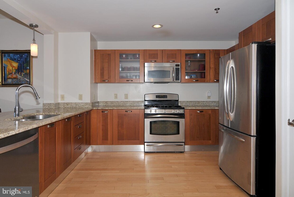 5750 Bou Ave Unit 1315, Rockville, MD 20852 Room for Rent in