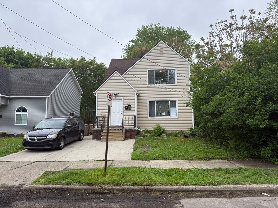 Primary Photo - 31 N Shirley St