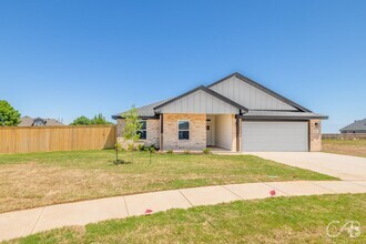 Building Photo - 3698 Yamini Dr