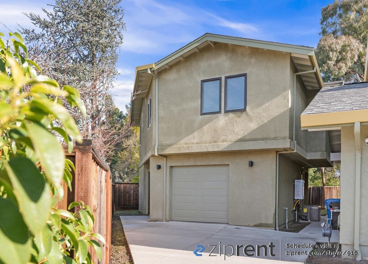 373 Endicott Ct Unit 1/2, Walnut Creek, CA 94598 Condo for Rent in