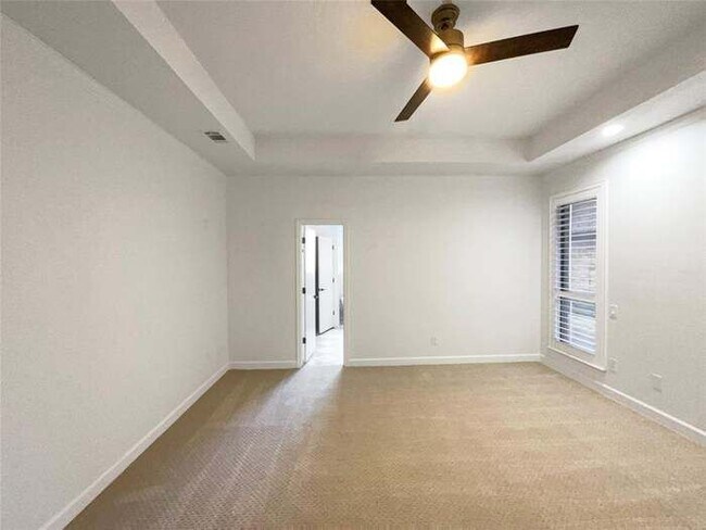 Foto del edificio - 6211 Crested Butte Dr