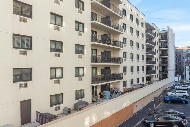Fotografía del edificio - Shoreview Apartments