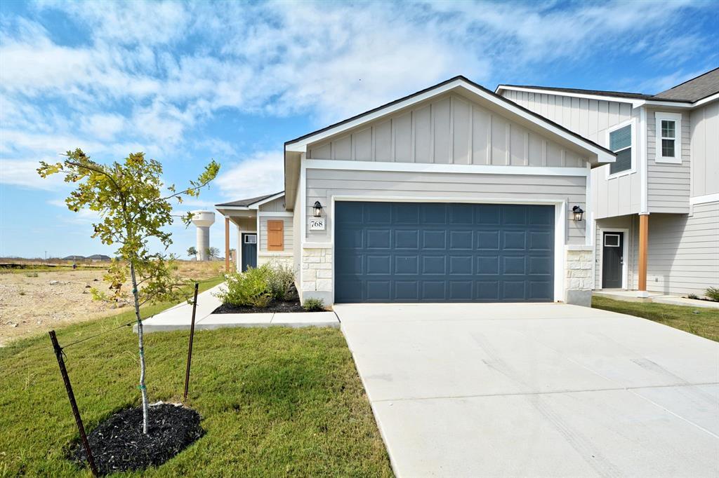 Foto principal - 768 Langston Ln