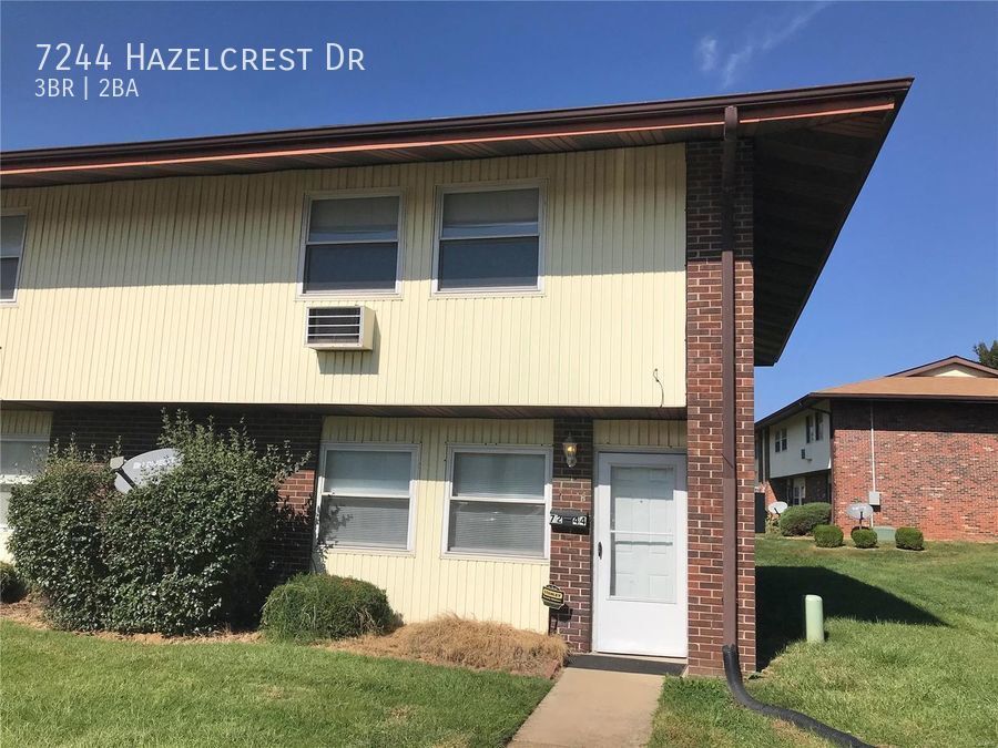 Primary Photo - Three bedroom townhouse