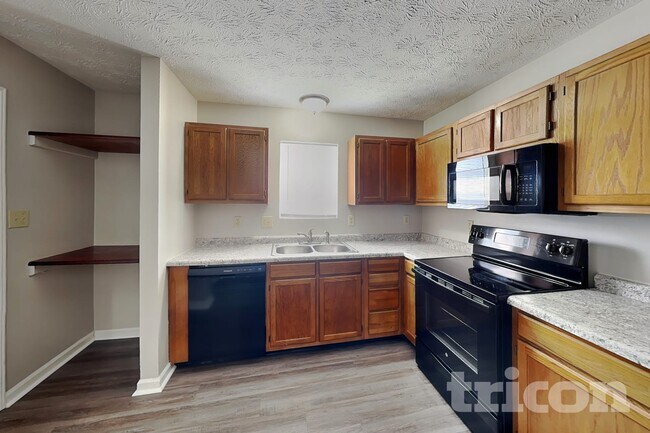 Foto del edificio - 7112 Spurrington Cir