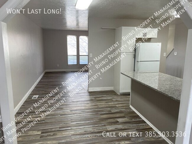 Building Photo - 5 Bedroom/2 Bathroom House in Layton
