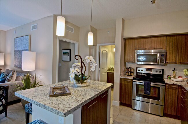 Foto del edificio - 16804 SW 137th Ave