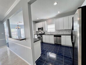 Building Photo - 3311 Whitebud Dr