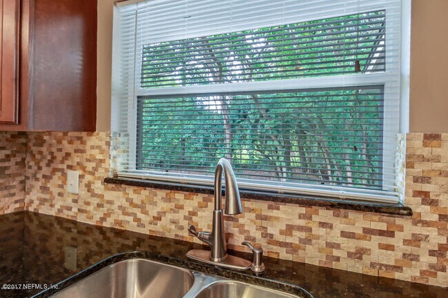 Building Photo - 6255 Randia Dr