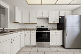 Building Photo - 7068 Nantucket Cir
