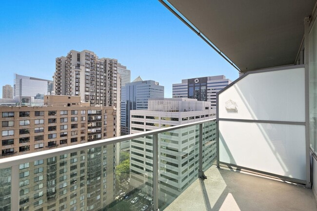 Foto del edificio - 20 Newport Pkwy